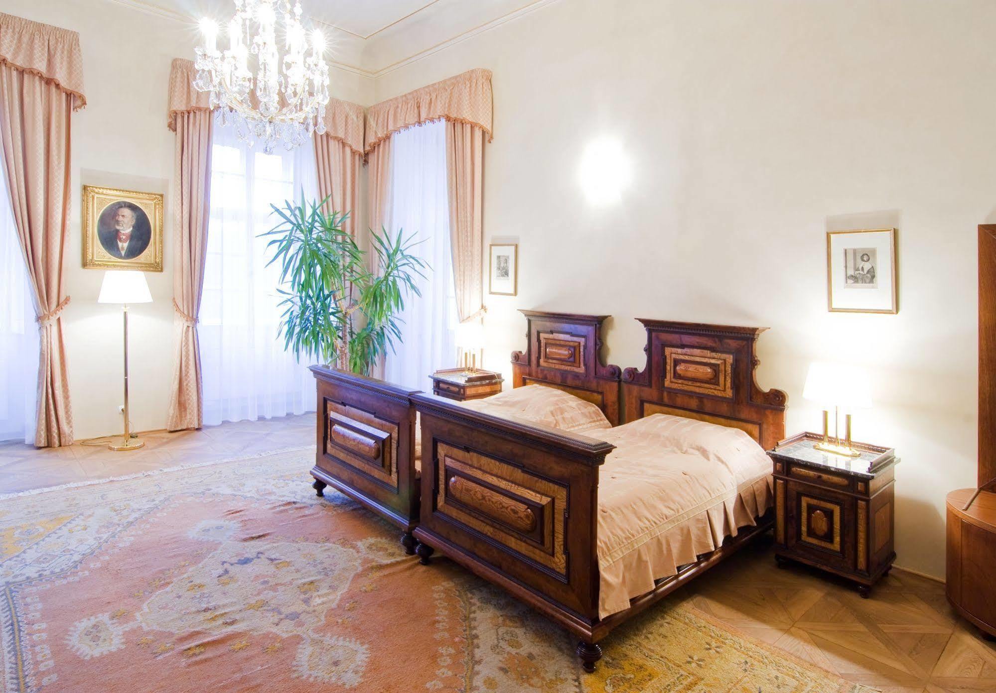 Chateau Liblice Бушице Экстерьер фото